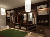 Классическая гардеробная комната из массива с подсветкой Атырау