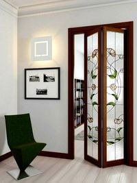 Двери гармошка с витражным декором Атырау