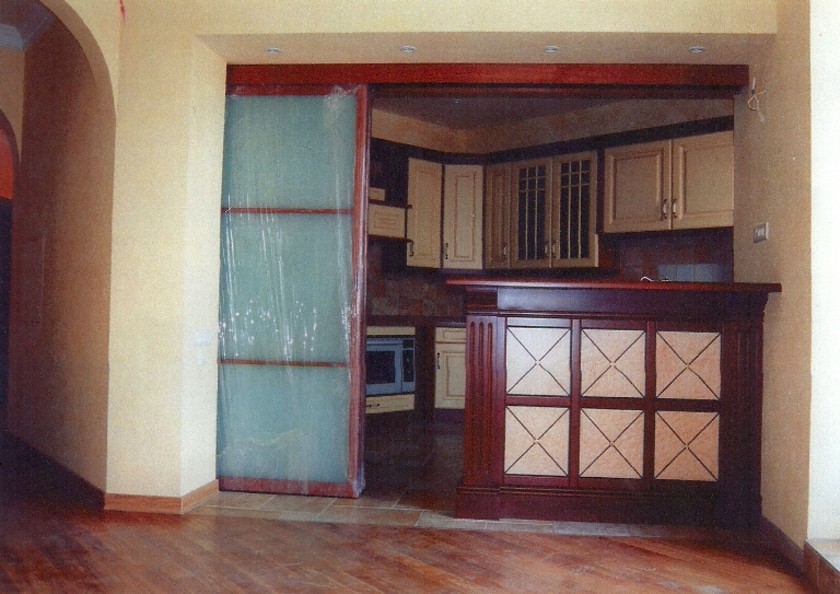Перегородка для кухни в классическом стиле Атырау